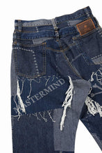 Load image into Gallery viewer, MASTERMIND WORLD PATCHWORK JACQUARD STRAIGHT DENIM PANTS (INDIGO)