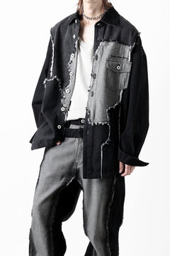 画像をギャラリービューアに読み込む, Feng Chen Wang RAW EDGE PATCHWORK DENIM SHIRT JACKET (BLACK)