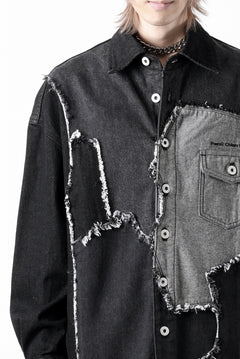 画像をギャラリービューアに読み込む, Feng Chen Wang RAW EDGE PATCHWORK DENIM SHIRT JACKET (BLACK)