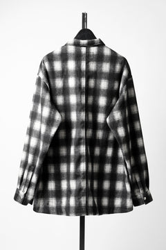 Load image into Gallery viewer, 【SAMPLE】A.F ARTEFACT SNAPPED OVER SHIRT / OMBRE FLANNEL (BLACK x WHITE)