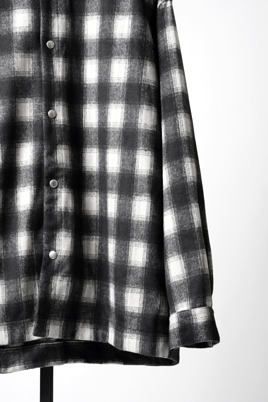 Load image into Gallery viewer, 【SAMPLE】A.F ARTEFACT SNAPPED OVER SHIRT / OMBRE FLANNEL (BLACK x WHITE)