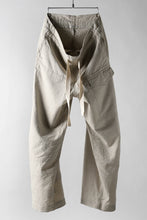 Load image into Gallery viewer, sus-sous wide trousers MK-1 (L65/C22/S13 cloth washer / NATURAL)