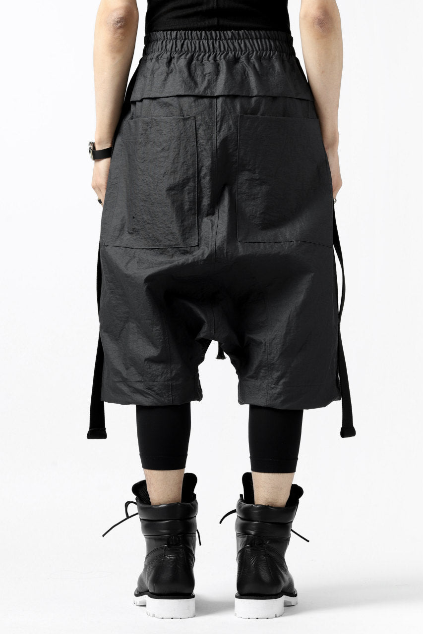 A.F ARTEFACT "VERTICAL" LOWCROTCH GATHER PANTS (BLACK)