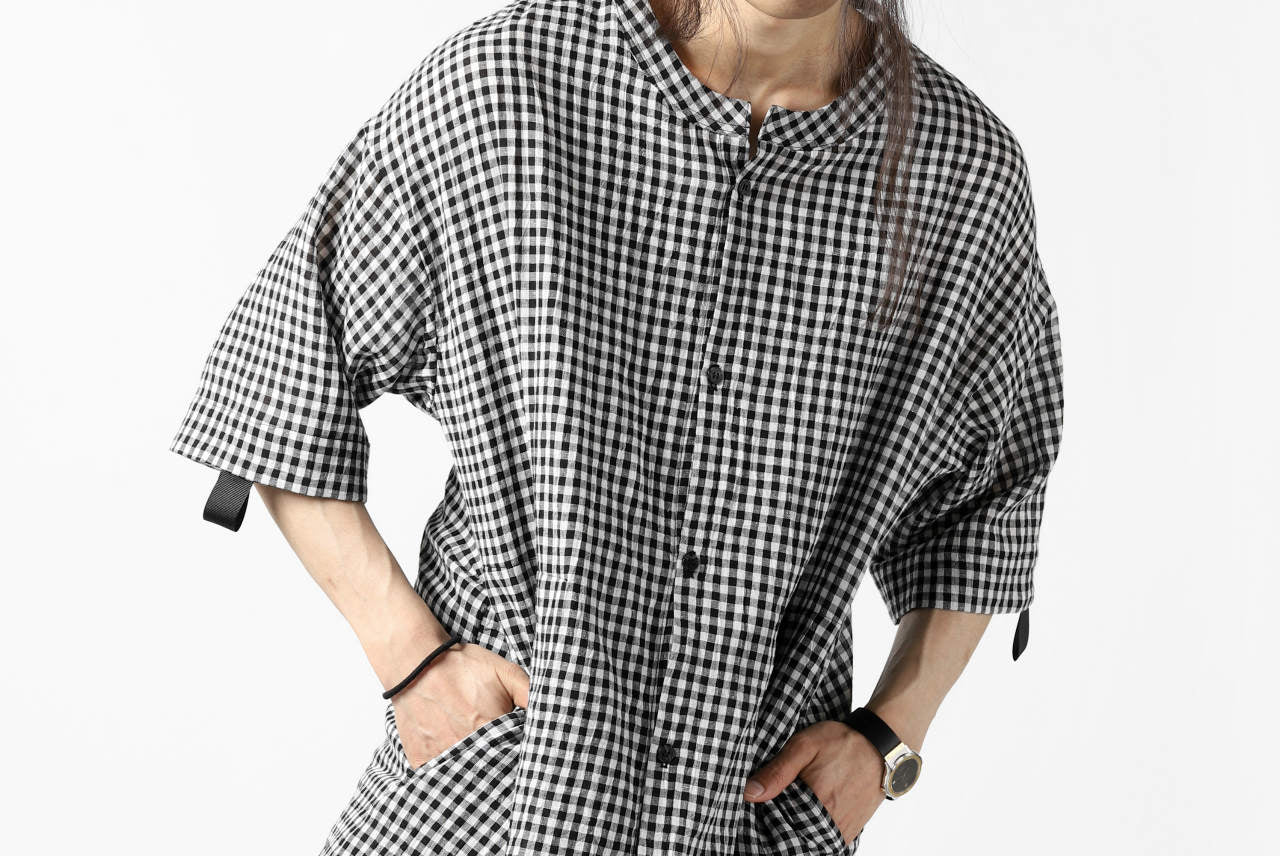 A.F ARTEFACT "MINIMAL" ROUND-NECK CHECK SHIRT (BLACK x WHITE)