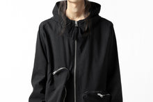 画像をギャラリービューアに読み込む, thomkrom RADICAL ZIP-POC HOODED JACKET (BLACK)