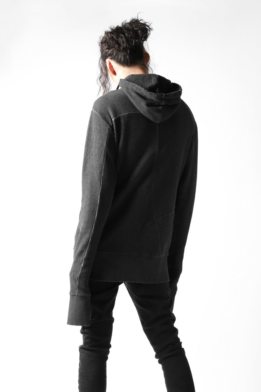 thomkrom WAFFLE HOODIE PULLOVER PARKA / OILED SPRAY DYE (BLACK)