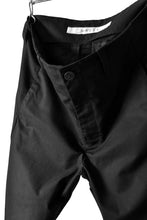 画像をギャラリービューアに読み込む, N/07 &quot;MAUSK Detail&quot; 3-DIMENSION CURVE CROPPED PANTS (BLACK)