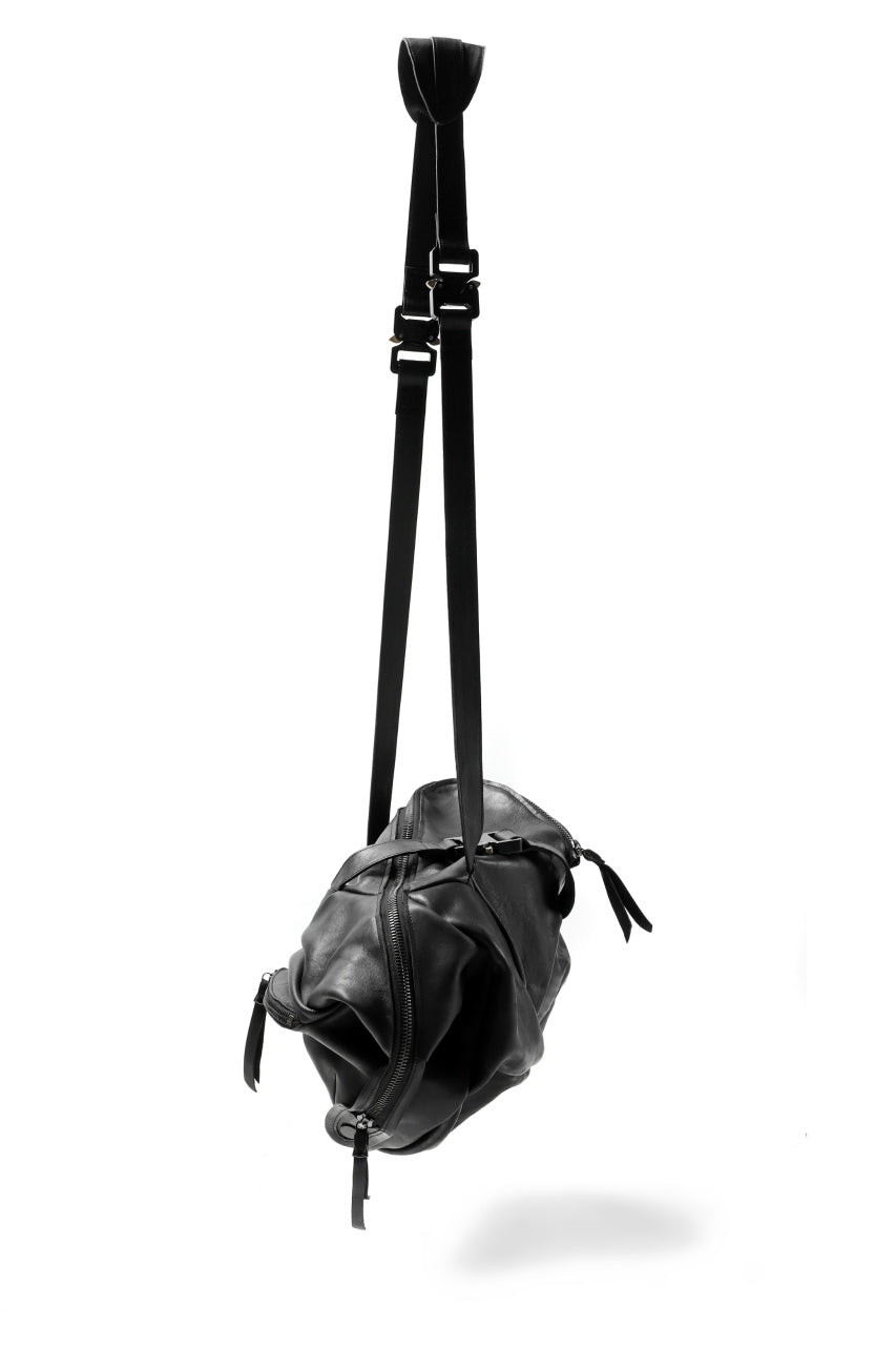 画像をギャラリービューアに読み込む, LEON EMANUEL BLANCK exclusive DISTORTION SMALL WEEKENDER BAG / GUIDI OILED HORSE LEATHER (BLACK)