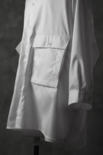 Load image into Gallery viewer, JOE CHIA FLAP POCKET WORK SHIRT (OFF WHITE)