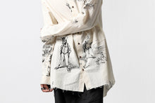 Load image into Gallery viewer, Aleksandr Manamis Fable Patterned Shirt (ECRU)