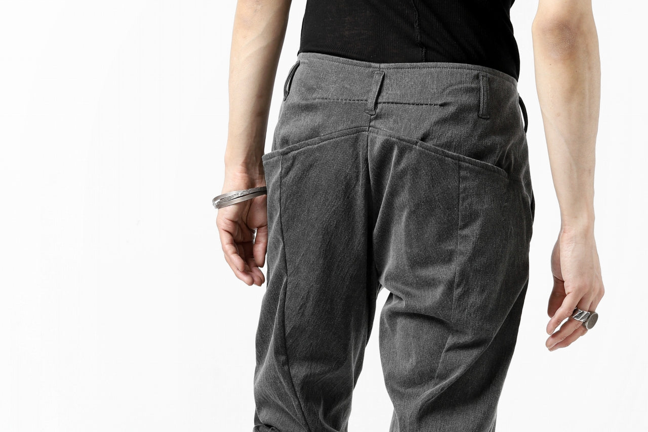 incarnation exclusive LONG DARTS CROPPED PANTS / EXPANDED WOVEN (GREY)