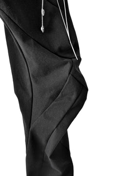Load image into Gallery viewer, LEON EMANUEL BLANCK FORCED 6 POCKET LONG PANTS / STRETCH TWILL (BLACK)