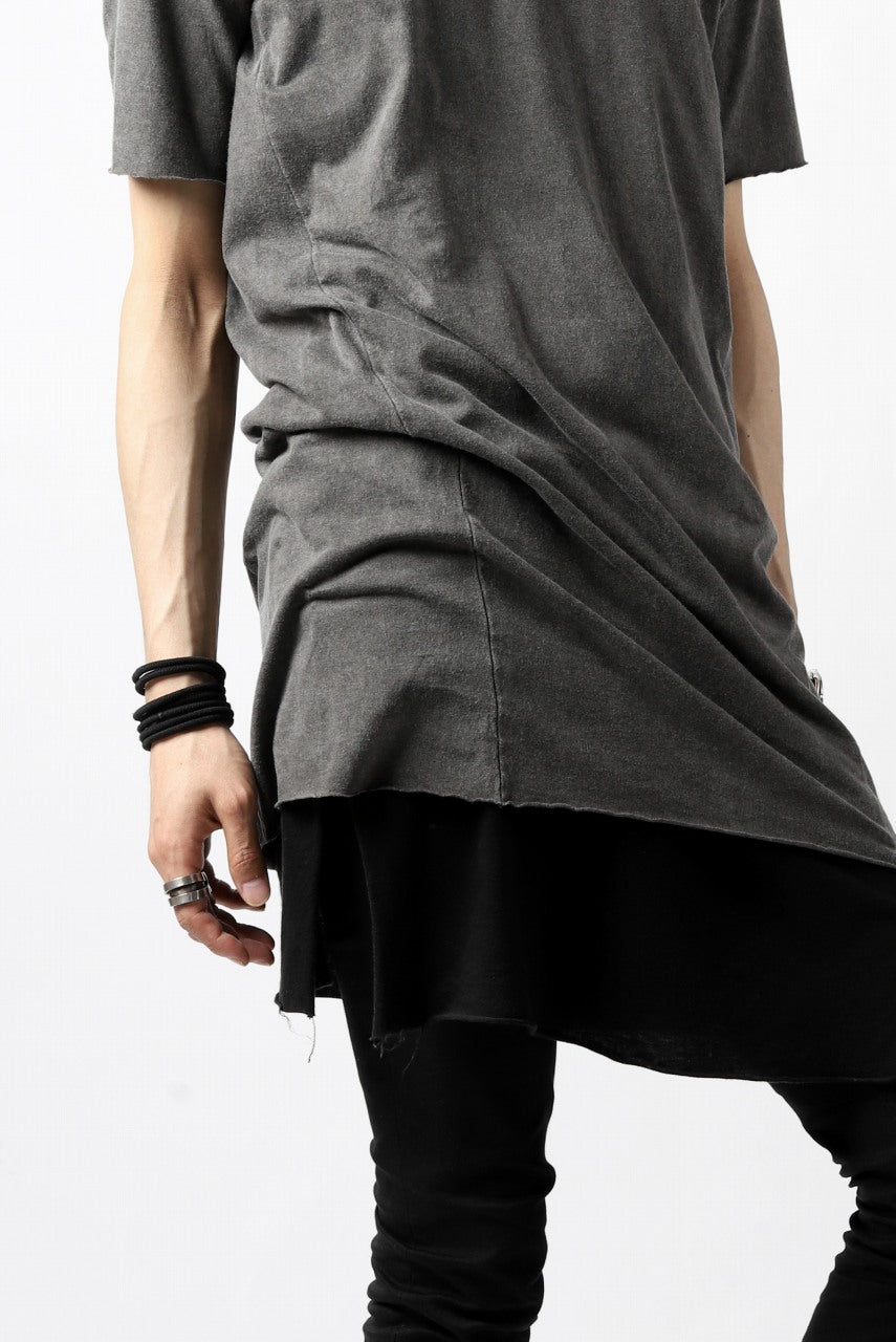 A.F ARTEFACT MULTI PANELED T-SHIRT / DYED COTTON JERSEY (GREY)