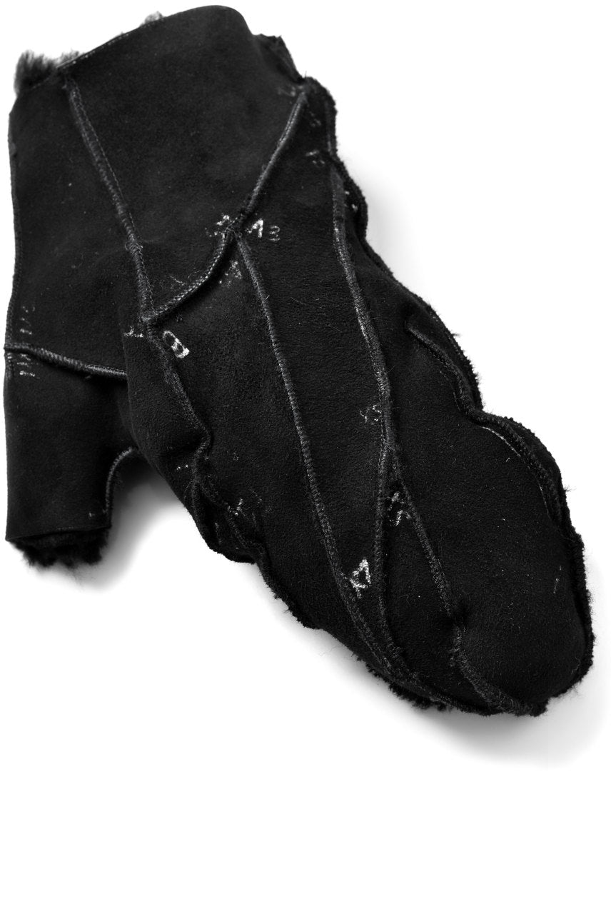 Load image into Gallery viewer, LEON EMANUEL BLANCK exclusive DISTORTION MITTEN GLOVES / CURLY MERINO SHEARLING (BLACK)