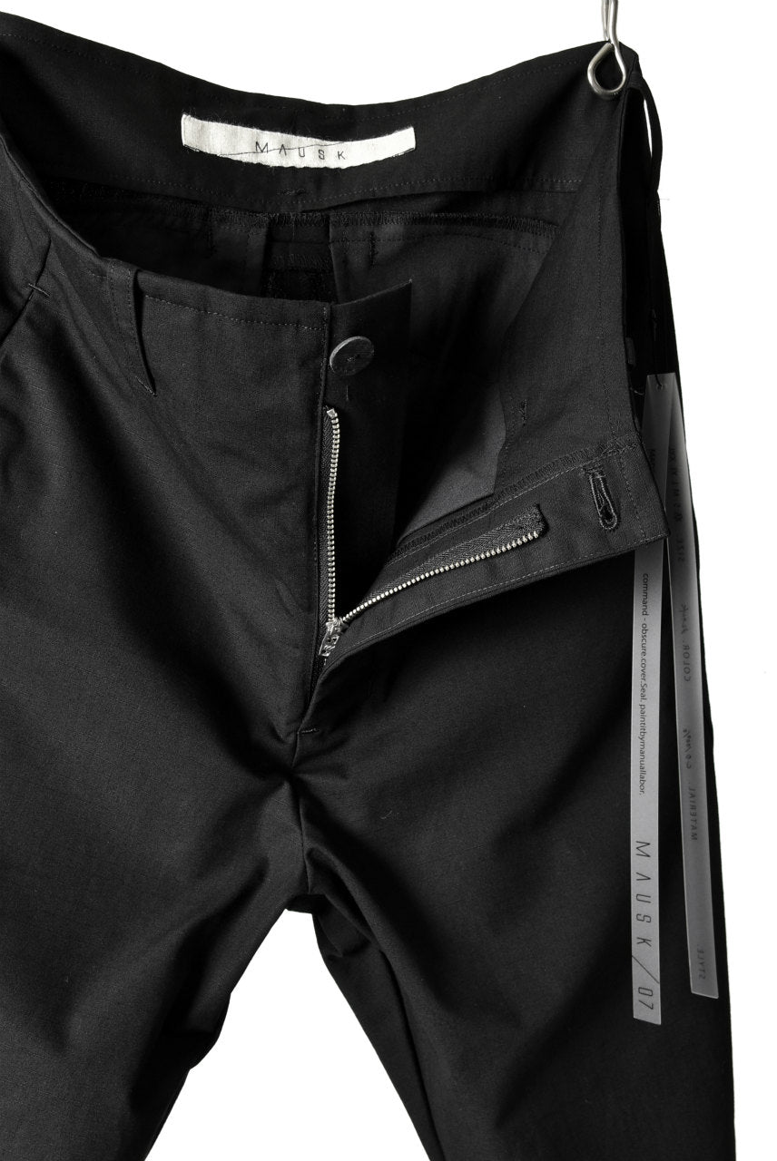 N/07 "MAUSK Detail" 3-DIMENSION CURVE CROPPED PANTS (BLACK)