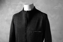 Load image into Gallery viewer, blackcrow raglan zip blouson / cotton&amp;hemp double faces (charcoal)