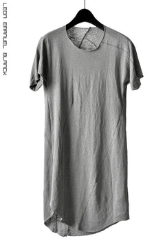 Load image into Gallery viewer, LEON EMANUEL BLANCK DISTORTION CURVED T / LUCENT LINEN JERSEY (MEDIUM GREY)
