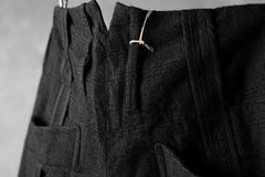 Load image into Gallery viewer, KLASICA DARK CHECK SABRON WIDE TROUSERS / WASH OUT MIX WEAVE (DARK CHECK)