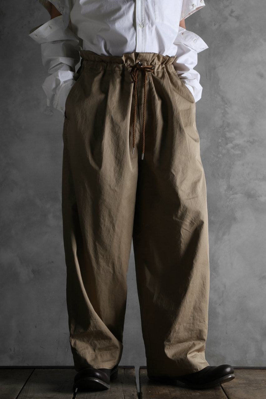Load image into Gallery viewer, KAZUYUKI KUMAGAI High Waist Easy Wide Trousers / High Density Satin (CAMEL)