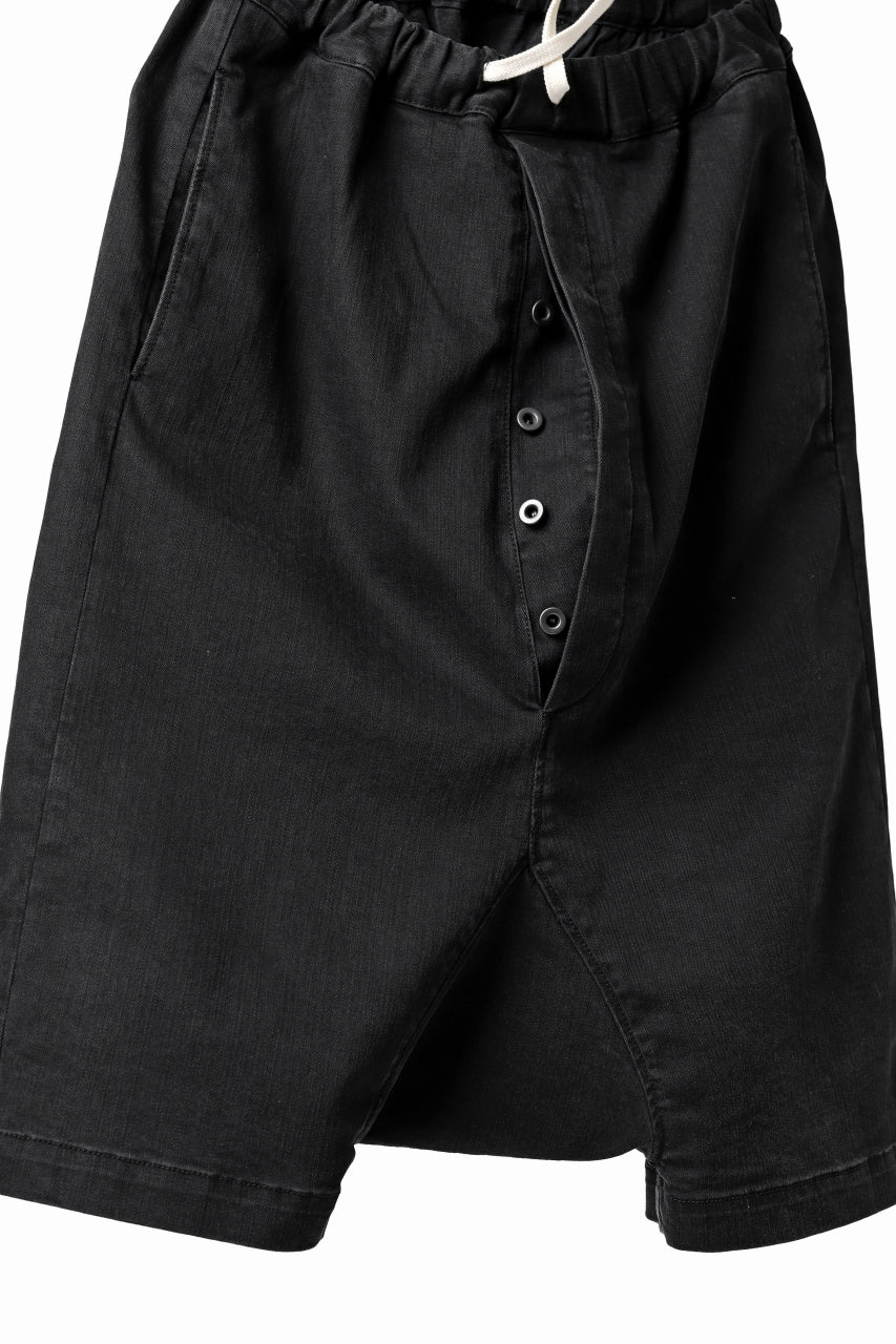 ISAMU KATAYAMA BACKLASH SARROUEL DENIM SHORTS / EXTREME STRETCH WASHER (BLACK)