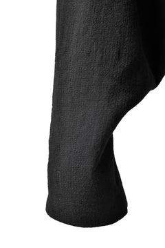 Load image into Gallery viewer, SOSNOVSKA exclusive KNEE STITCHED PANTS (BLACK)