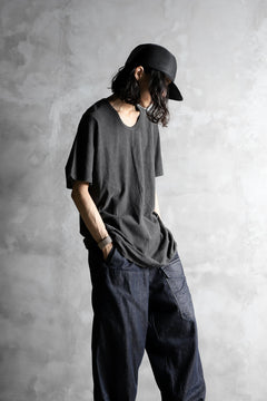 Load image into Gallery viewer, KLASICA DOLMAN SLEEVE TEE / GARMENT CARBON DYED (CARBON)