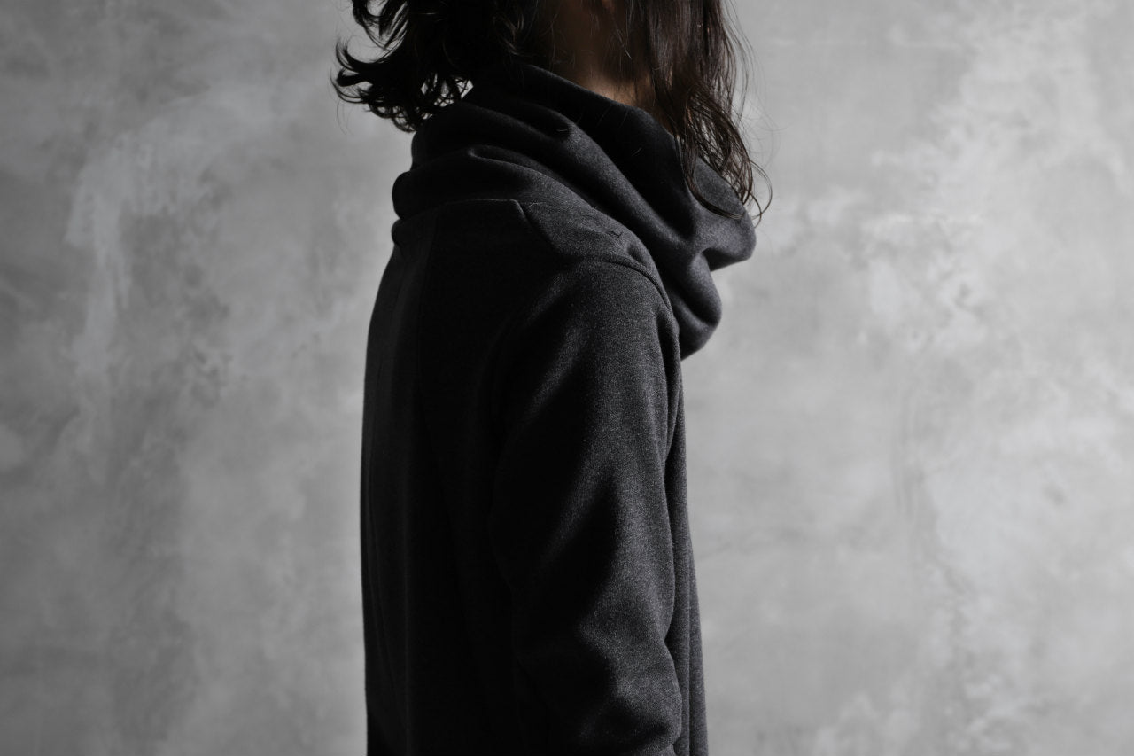 A.F ARTEFACT exclusive BomberHEAT® DRAPED HIGH NECK TOPS (DARK GREY)