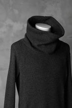 画像をギャラリービューアに読み込む, A.F ARTEFACT exclusive DUSTY WAFFLE DRAPED HIGH NECK TOPS (MELANGE BLACK)