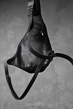 画像をギャラリービューアに読み込む, ierib exclusive One Shoulder Bag / Waxy JP Horse Butt + Nicolas Italy Vachetta (BLACK)