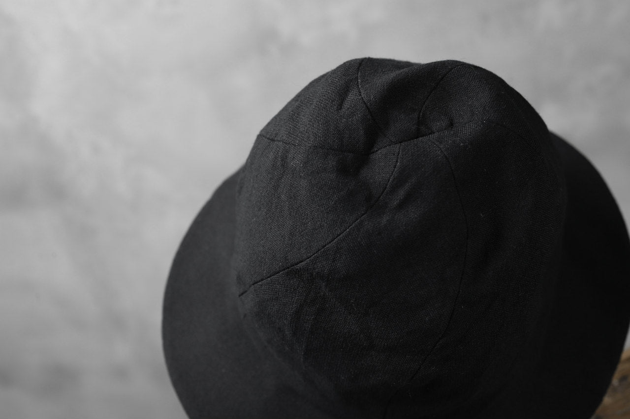 der antagonist. HAND CRAFTED HAT  / COTTON CANVAS (BLACK)