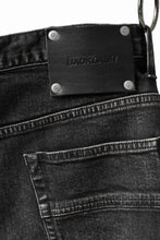 画像をギャラリービューアに読み込む, ISAMU KATAYAMA BACKLASH L/C SLIM DENIM PANTS / SPLASH DYED (BLACK)