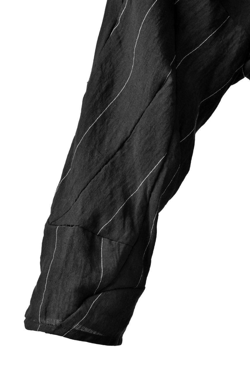 LEON EMANUEL BLANCK DISTORTION 3QUARTER CHEM CROPPED PANTS / PINSTRIPE (BLACK)
