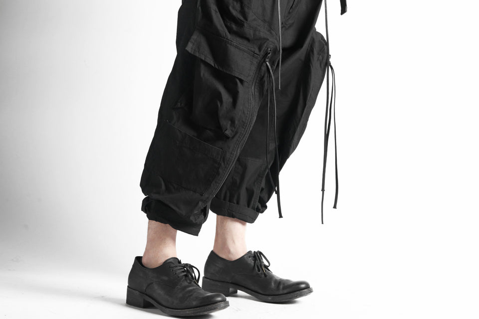 Load image into Gallery viewer, A.F ARTEFACT MILITARY SAROUEL WIDE PANTS / ZIP DOUBLE STRUCTURE (BLACK)