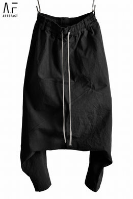 A.F ARTEFACT DIMENSION CROPPED TROUSERS