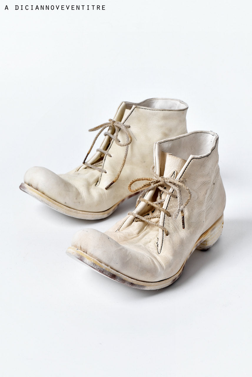 A DICIANNOVEVENTITRE A1923 ANKLE BOOTS 018 / CAVALLO OILED (BIANCO)