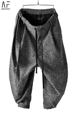 A.F ARTEFACT TUCK-WIDE TAPARED PANTS / SALT N' PEPPER TWEED