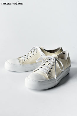 incarnation CALF WHITE LEATHER LOW CUT LACE UP SNEAKER (WHITE)