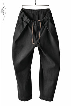 Load image into Gallery viewer, COLINA DOUBLE TUCK WIDE TAPERED PANTS / SASHIKO (BLACK)