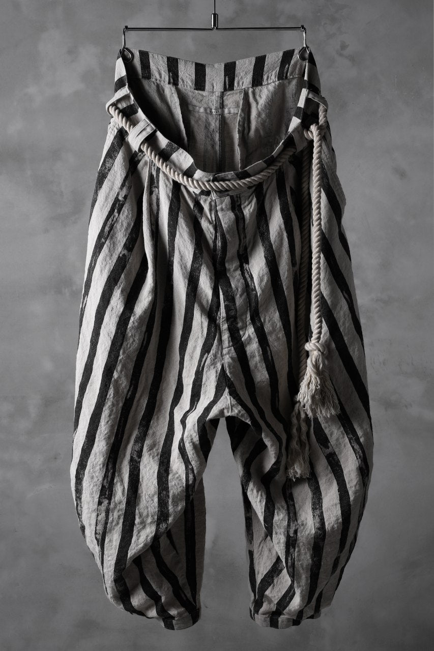 Load image into Gallery viewer, _vital roped tuck pants / linen kasure stripe