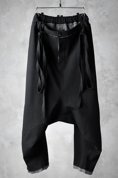 画像をギャラリービューアに読み込む, SOSNOVSKA RAW EDGES WIDE PANTS (BLACK)