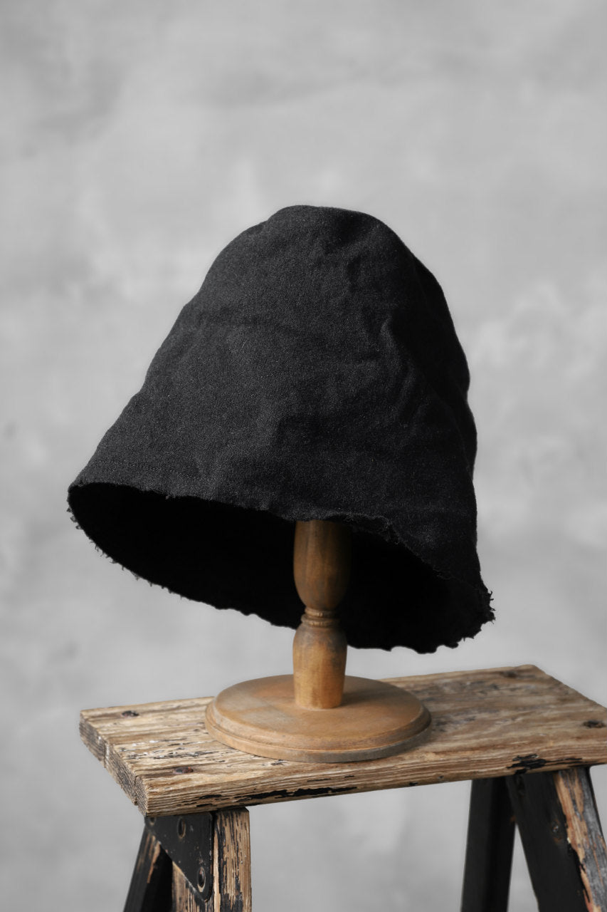 SOSNOVSKA WASHED CASHMERE HAT (BLACK)