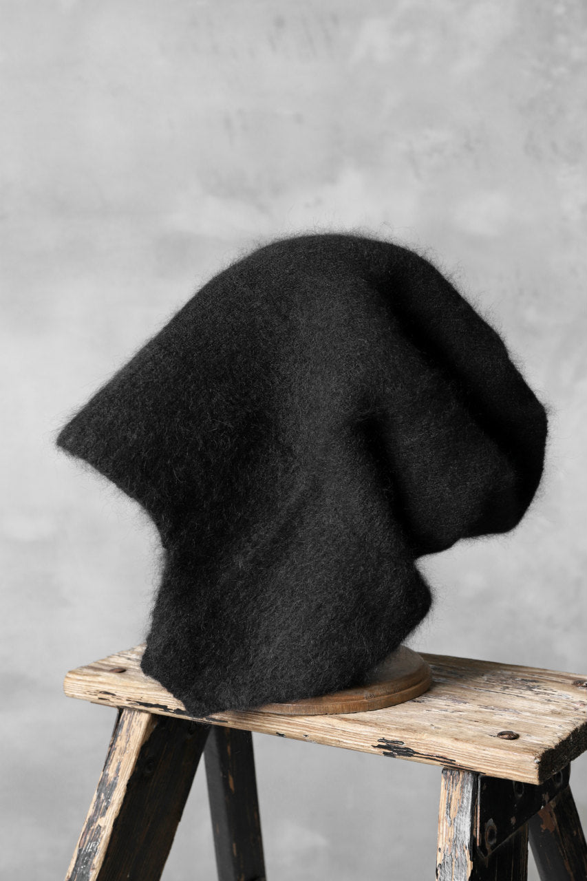 RUNDHOLZ CASHMERE KNIT CAP with ear muffs (BLACK)