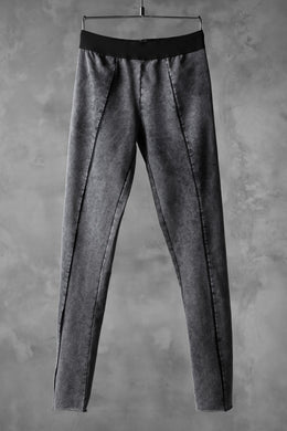 thomkrom OVERLOCKED LEGGINGS / OILED SPRAY DYE (GREY)