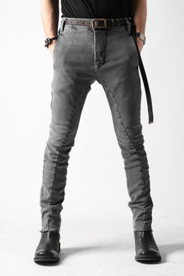 thomkrom OVER LOCKED SLIM TROUSERS / FADE STRETCH DENIM (LIGHT GREY)