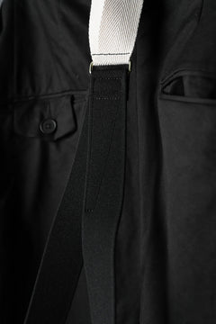 Load image into Gallery viewer, KLASICA MORROW HIGH RISE 3 TUCKED TAPERED TROUSERS / CHINO CLOTH (BLACK)