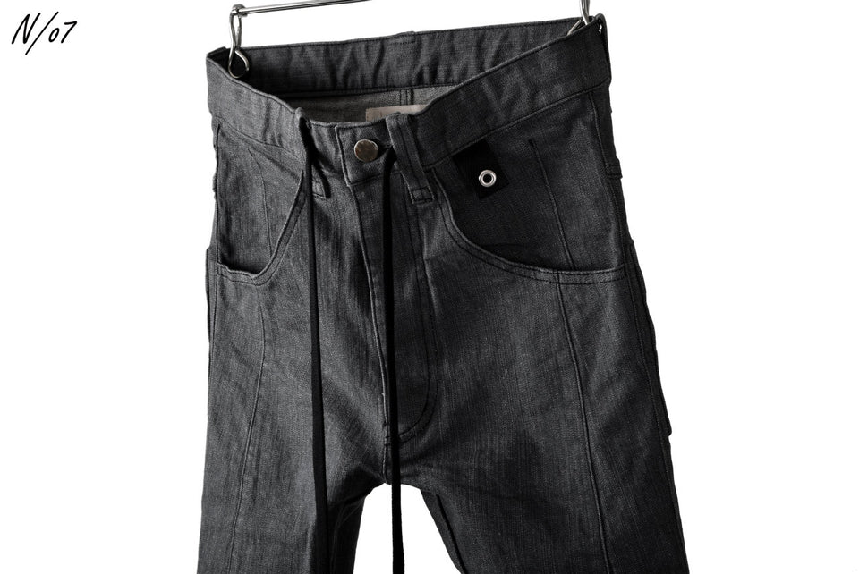 Load image into Gallery viewer, N/07 Darts-Structure Skinny Pants #THIN / Elastic DENIM (D.GREY)