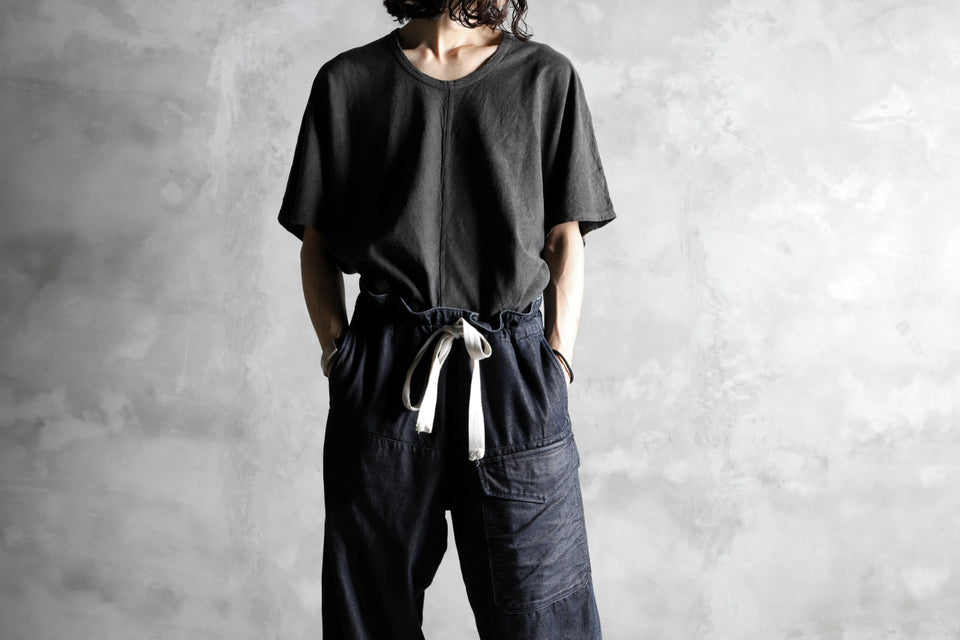 Load image into Gallery viewer, KLASICA DOLMAN SLEEVE TEE / GARMENT CARBON DYED (CARBON)