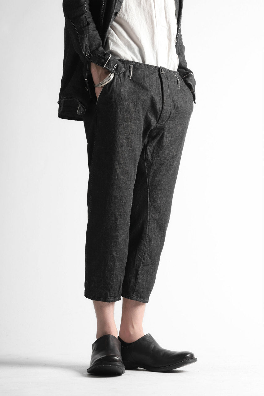 Load image into Gallery viewer, incarnation LONG DARTS CROPPED PANTS / ONE WASHED 6.5oz SELVEDGE CHAMBRAY (GREY)