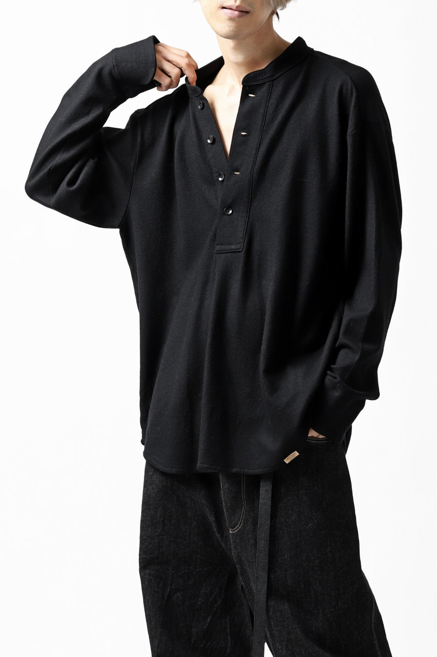 COLINA BANDED COLLAR PULLOVER SHIRT / SUPER 140s WASHABLE WOOL (BLACK)