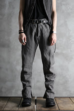 Load image into Gallery viewer, ierib SLIM STRAIGHT TROUSERS / PLANT DYED JP HEAVY LINEN (LOGWOOD x STEEL x MARIGOLD)